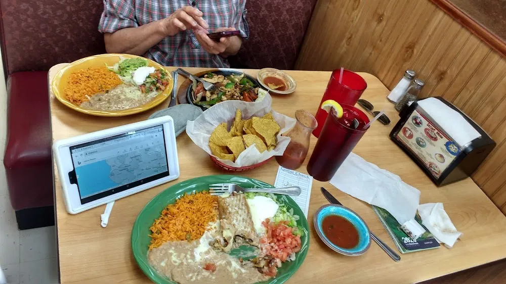 Lunch Enchilada Vallarta